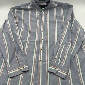 Manhattan 1857 button up shirt Men’s Large wrinkle free